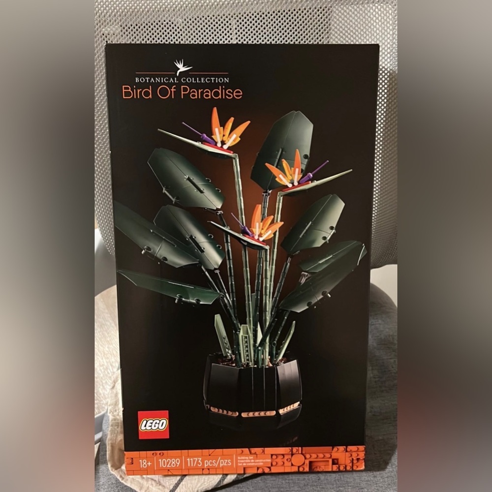 LEGO Icons: Bird of Paradise (10289) ‼️New-In Original Package‼️